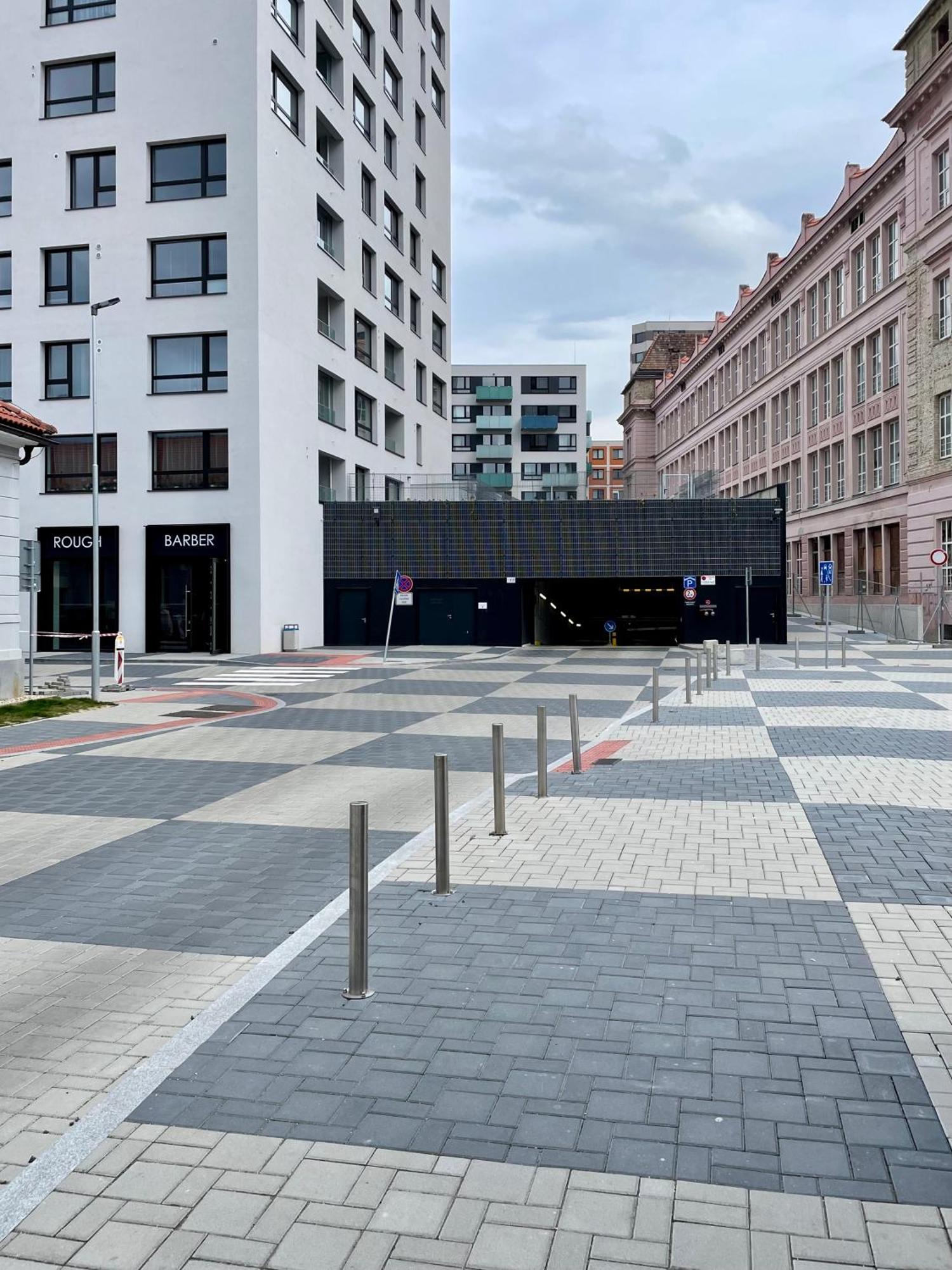 Kamzik Apartment Bratislava Exterior photo